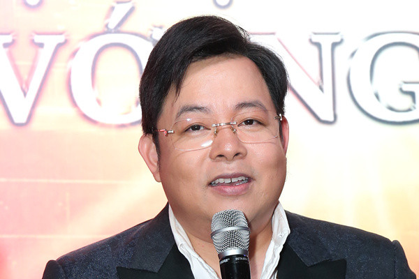 Ca sĩ Quang Lê: Khán giả đi trễ 1 tiếng, tôi phải bù 230 triệu