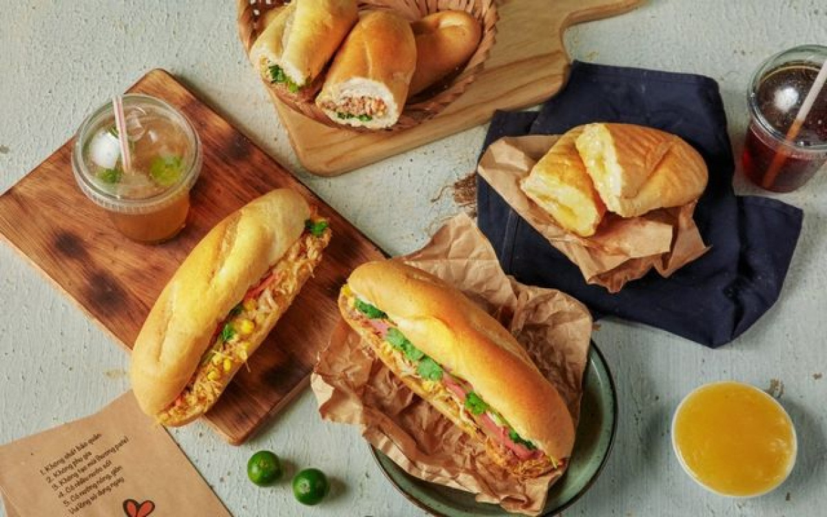 merriam-webster dictionary adds banh mi as part of latest update picture 1