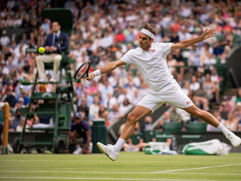 Roger Federer và những pha ghi điểm không thể tin nổi