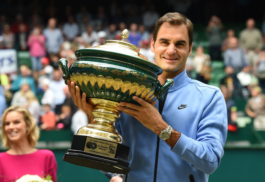 Roger Federer tuyên bố chia tay quần vợt