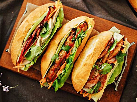 'Bánh mì' được thêm vào từ điển nổi tiếng của Mỹ