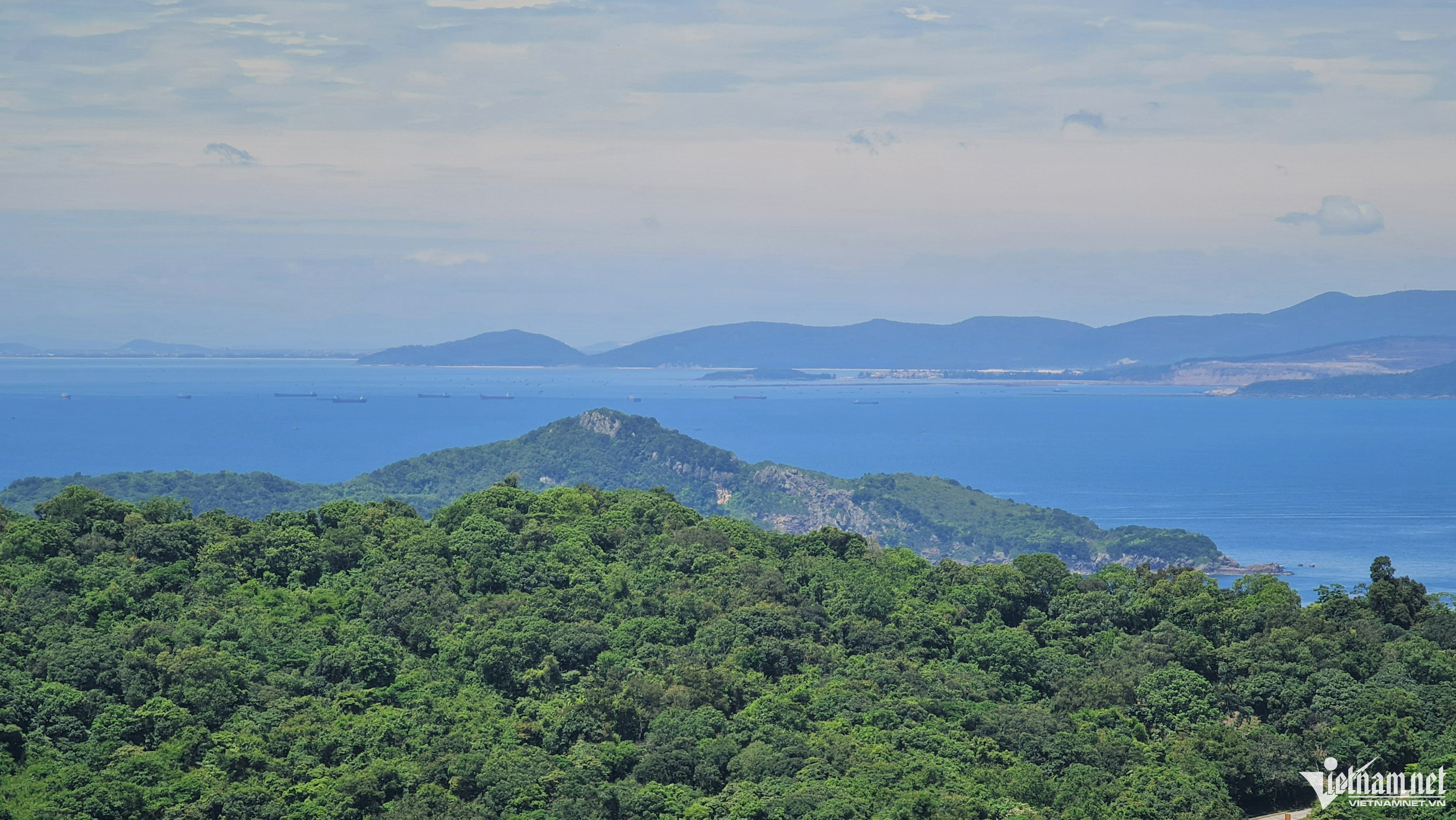 Vẻ đẹp hoang sơ đảo Hòn Mê - Thanh Hoá, nước xanh trong như biển Nha Trang - 3
