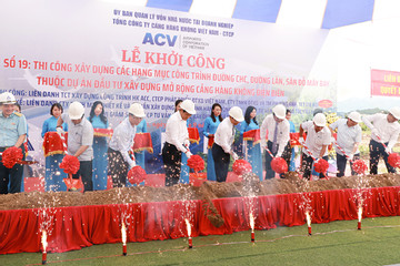 VINADIC tham gia thi công đường băng, sân đỗ sân bay Điện Biên