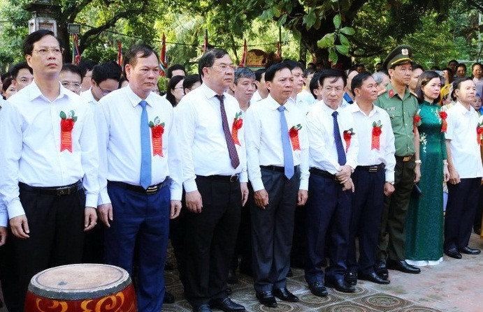 Khai mạc Lễ hội truyền thống Đền Trần năm 2022