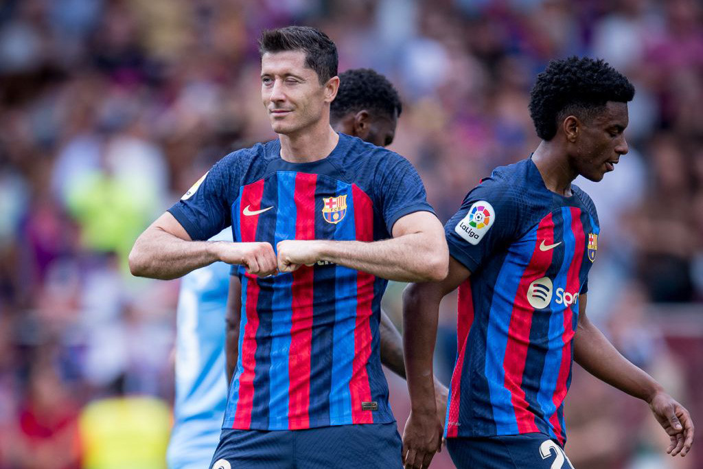 Trực tiếp bóng đá Barca 3-0 Elche: Lewandowski ghi cú đúp (H2)