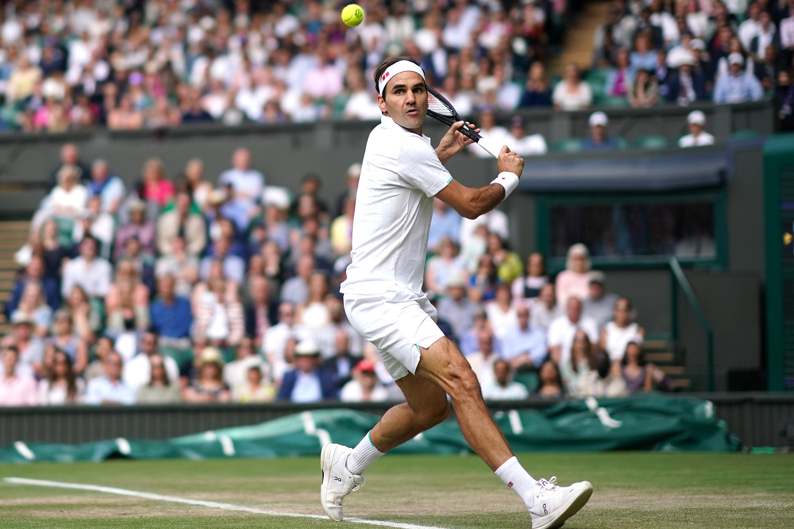 Roger Federer giải nghệ: Federer không ngừng tiến hóa