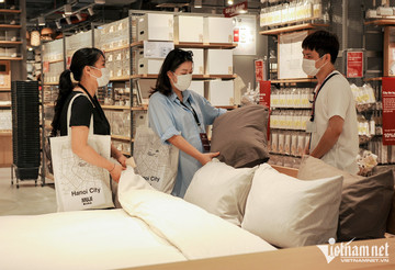 Japanese retailers open more stores, malls in Vietnam