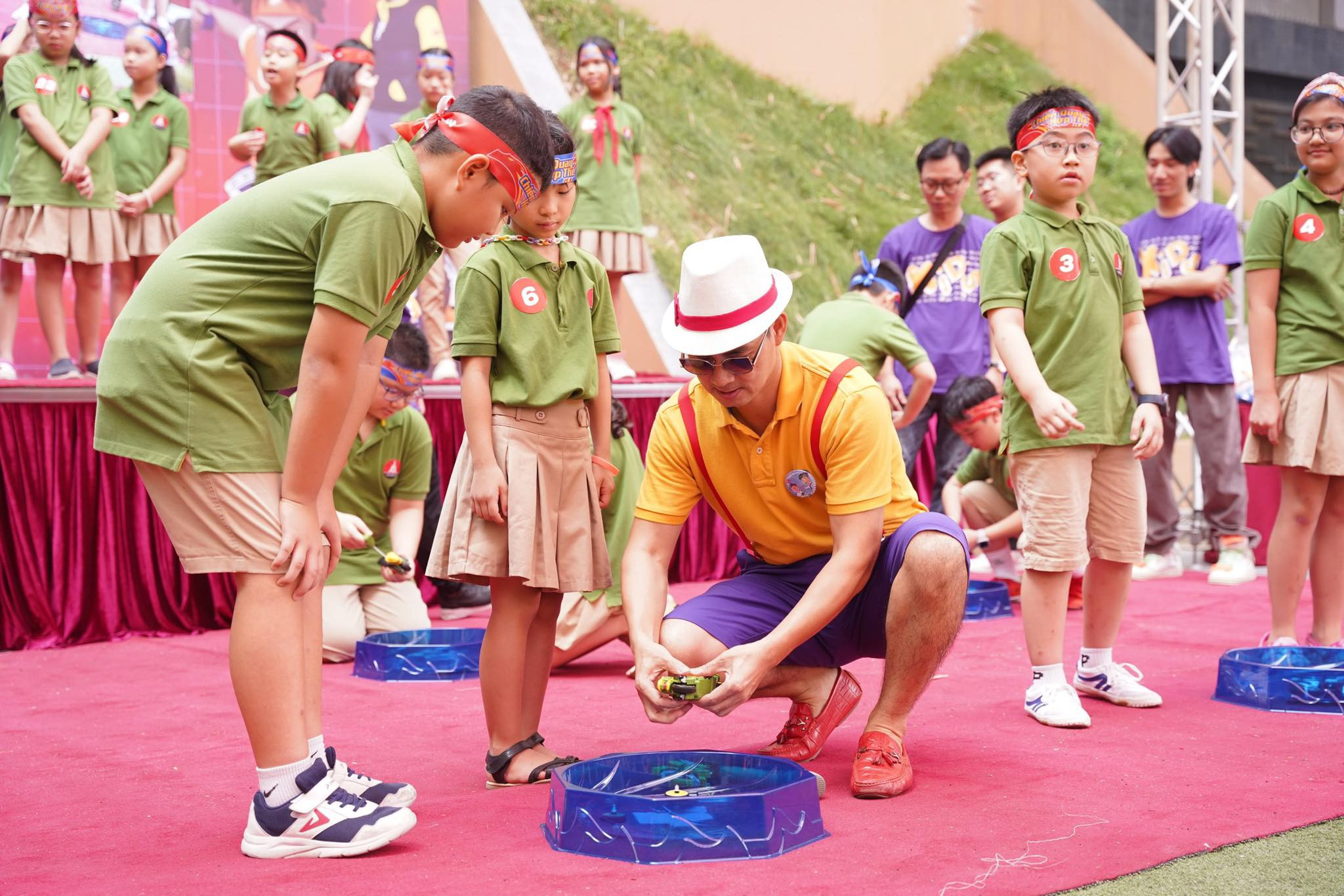 NSƯT Xuân Bắc khơi dậy tài năng nhí thông qua hoạt động vui chơi