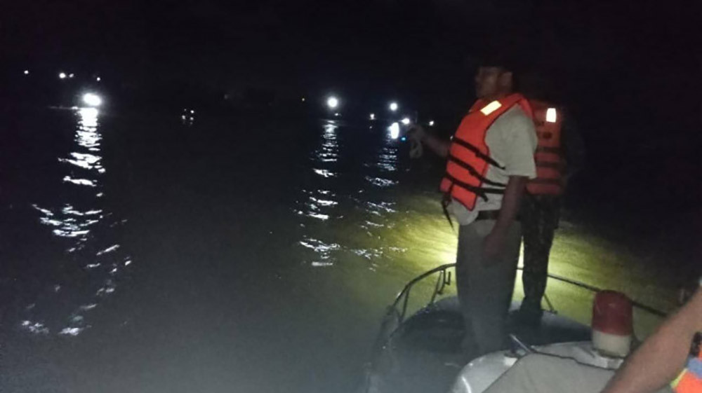 Hai học sinh đuối nước khi tắm biển ở Nghệ An, tìm thấy một thi thể