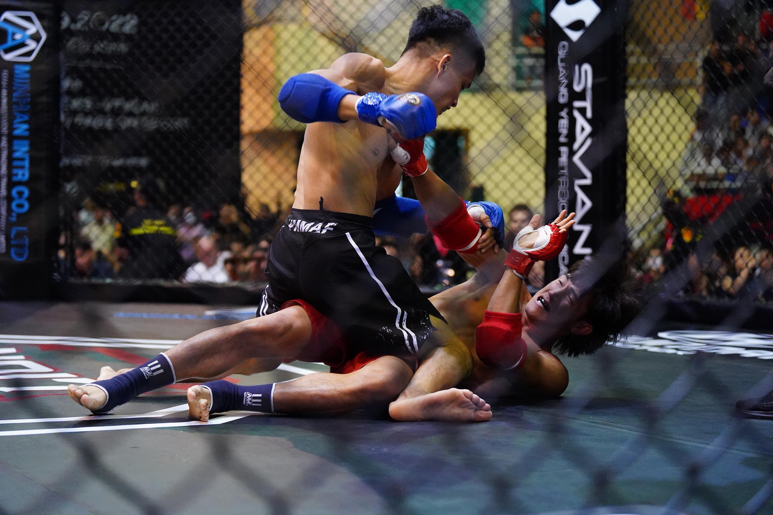 Nguyễn Trần Duy Nhất ngược dòng tại MMA LION Championship 2022