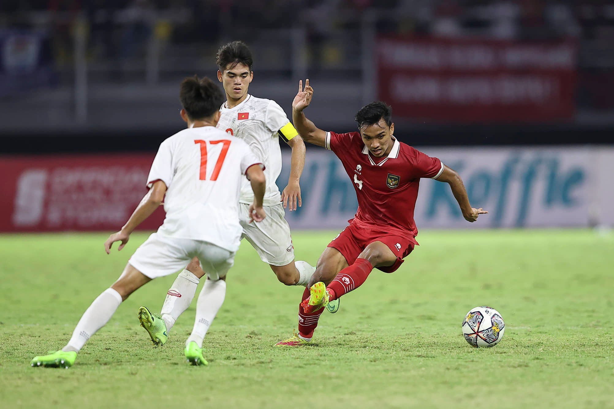 Shin Tae Yong sướng rơn vì U20 Indonesia thắng U20 Việt Nam