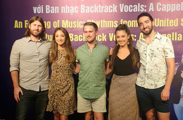 BackTrack Vocal mang món quà âm nhạc đặc biệt mang tới Việt Nam
