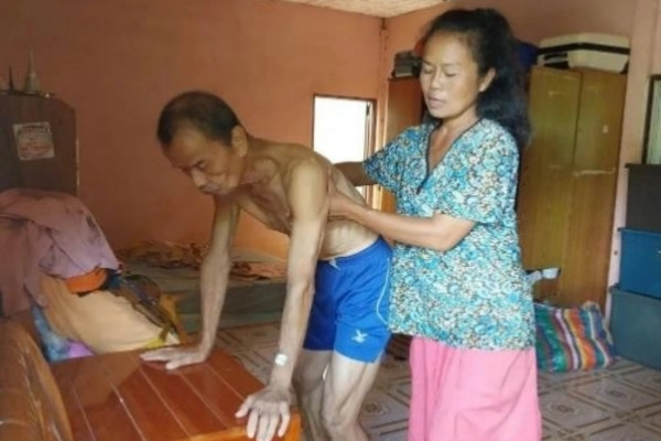 Tuổi xế chiều cô đơn của cụ ông từng cưới 10 người vợ ở Thái Lan