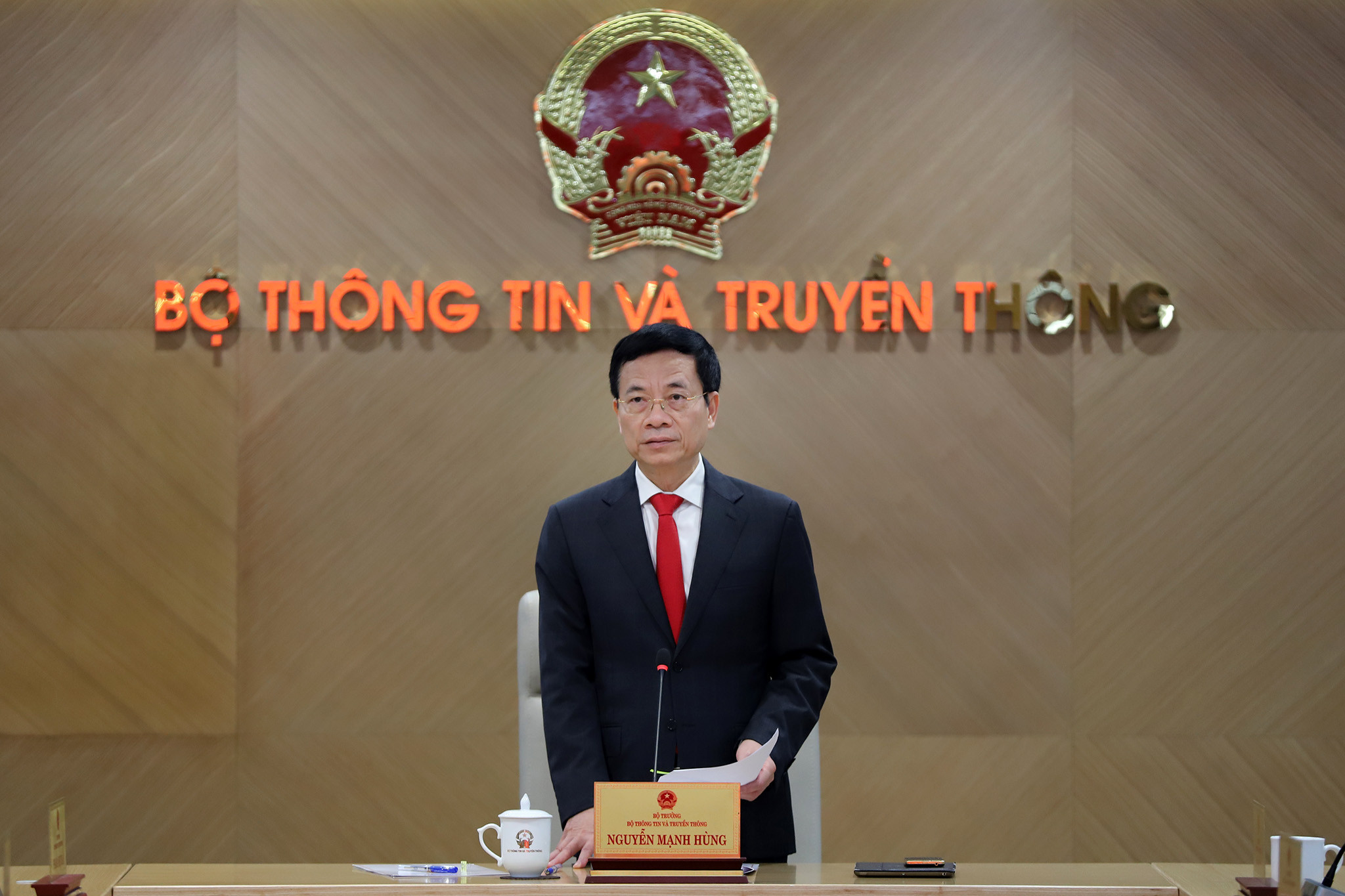 Bộ trưởng Nguyễn Mạnh Hùng phát biểu tại lễ bổ nhiệm Thứ trưởng Nguyễn Thanh Lâm