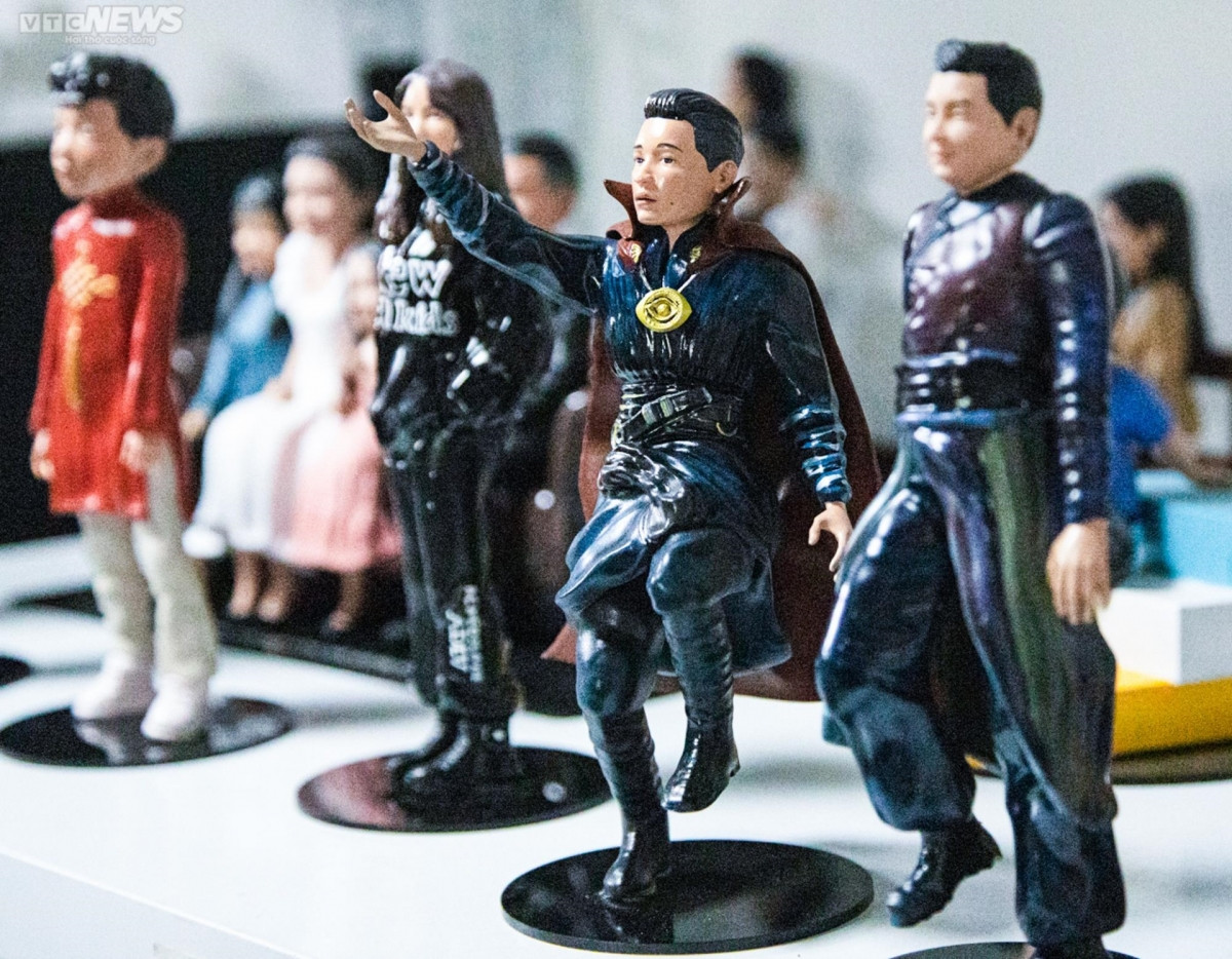 mini human figurines prove popular among consumers picture 10
