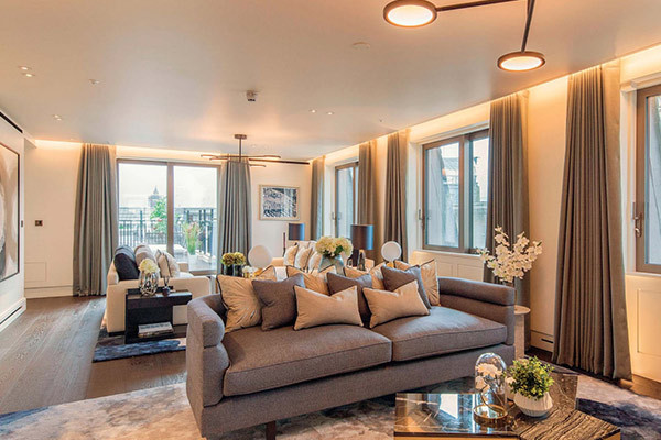 Choáng ngợp trước căn penthouse ngay giữa trung tâm London, gần điện Buckingham