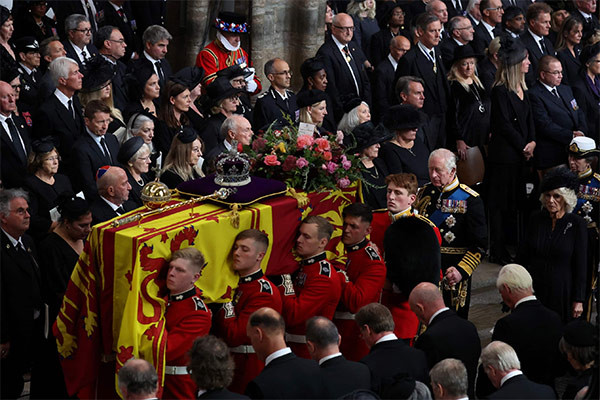 Toàn cảnh quốc tang đưa Nữ hoàng Anh Elizabeth II về nơi an nghỉ cuối cùng