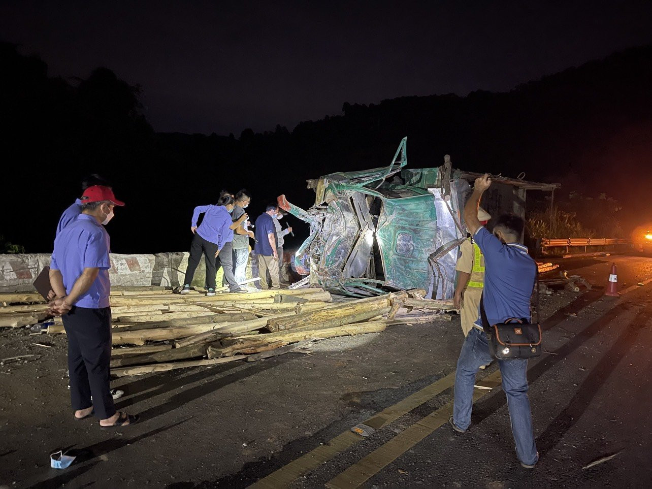 Bắt tài xế gây tai nạn thảm khốc làm 4 người chết ở Thừa Thiên-Huế