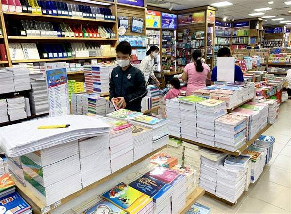 Shortage of textbooks, facilities affect teaching in new school year