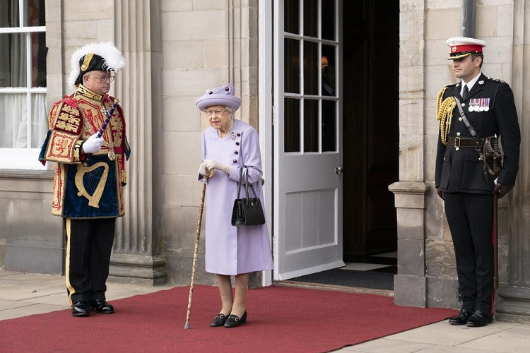 Hoàng gia Anh công bố ảnh nơi an nghỉ của Nữ hoàng