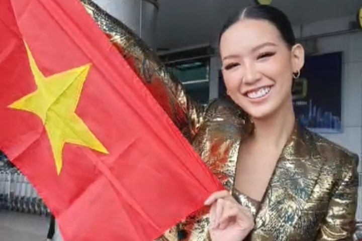 Á hậu cao nhất Việt Nam lên đường thi Hoa hậu Liên lục địa 2022