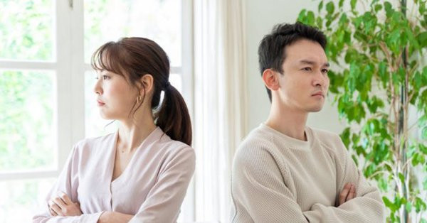 Đi đăng ký kết hôn, chồng chưa cưới tiết lộ bí mật khiến tôi sụp đổ