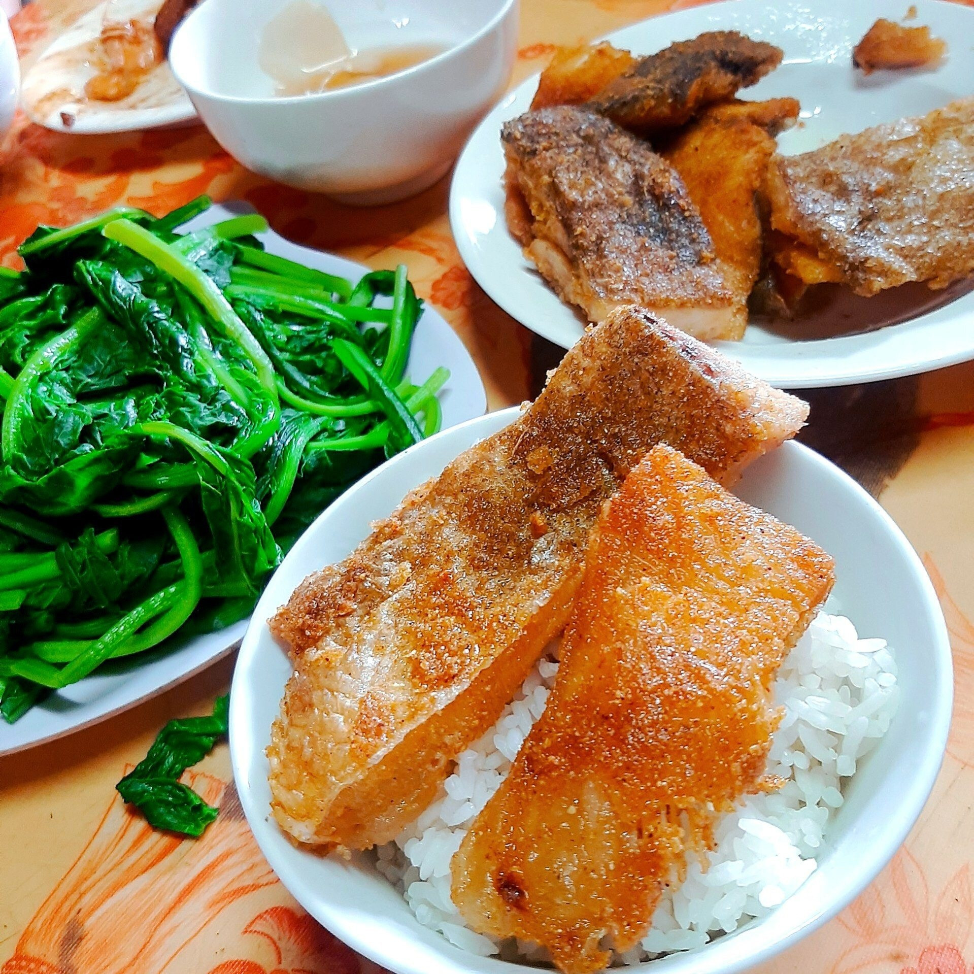 Độc lạ món cá sống ủ chua thành đặc sản, chờ vài tháng mới ra lò - 7