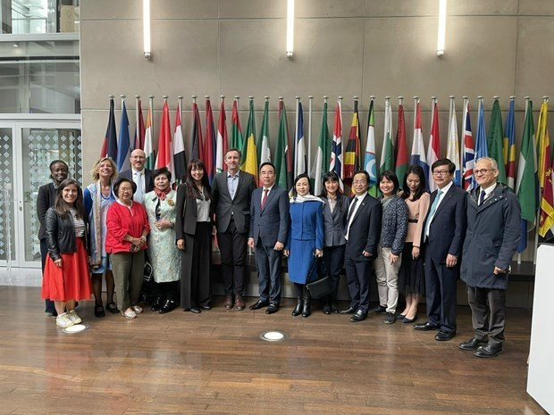 French Development Agency pledges more support for projects in Vietnam hinh anh 1