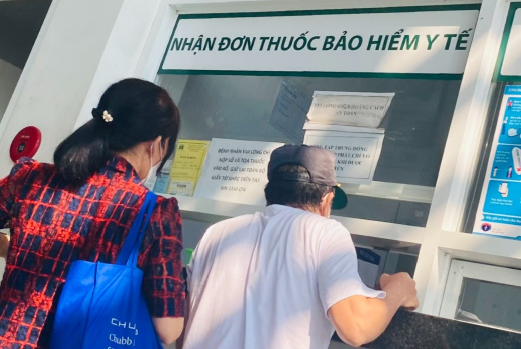 Bí ẩn con sóng nuốt trọn tàu bè trên biển