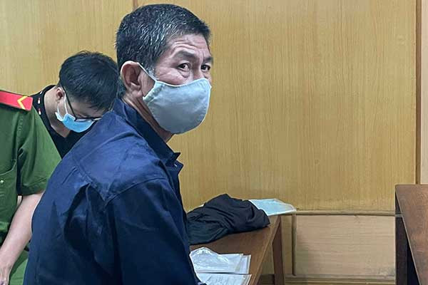 Không có tiền đóng viện phí, giết vợ rồi tự tử để giải thoát