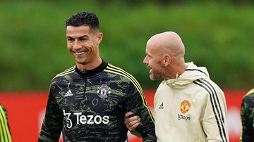 Ronaldo sắp gia hạn ở lại MU