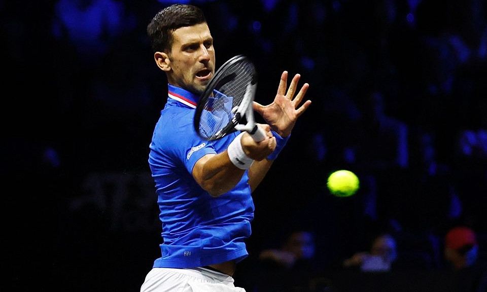 Novak Djokovic để thua 0-2 (3-6, 6-7(3-7)) trước Felix Auger Aliassime. Stefanos Tsitsipas cũng thất bại trước Frances Tiafoe ở trận quyết định khiến đội tuyển châu Âu mất ngôi vô địch Laver Cup 2022.