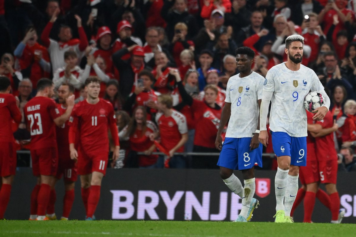 Pháp lập kỷ lục buồn, xuống nhóm 2 EURO 2024