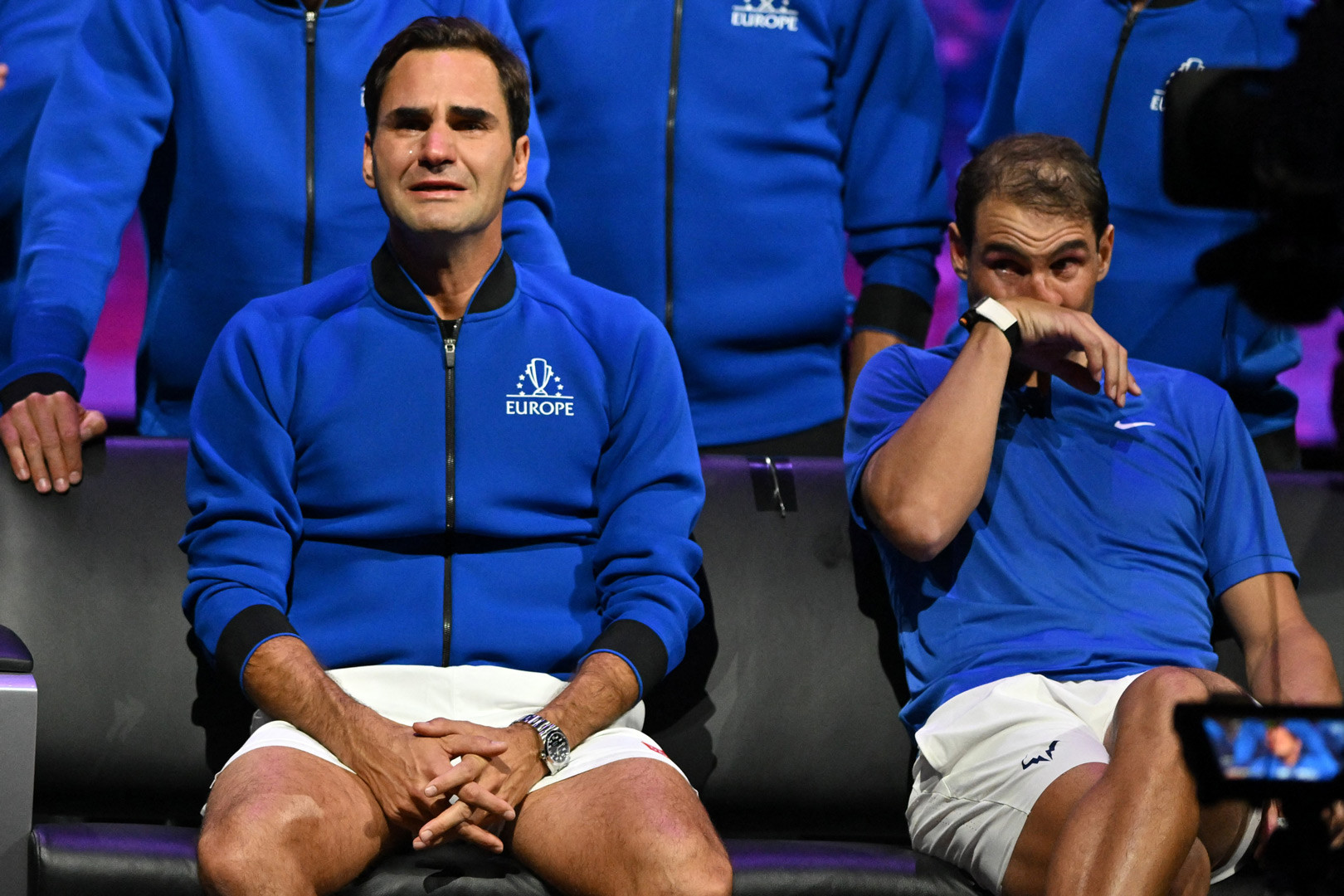 Nadal sau khi Federer nghỉ hưu: Trái tim trĩu nặng bởi cảm xúc