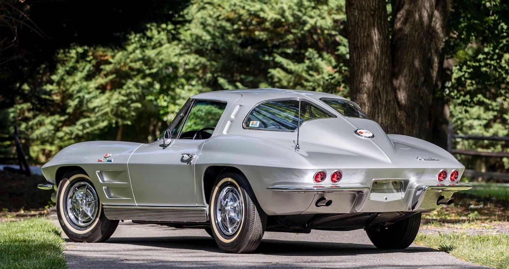 1963-chevrolet-corvette-split-window-coupe