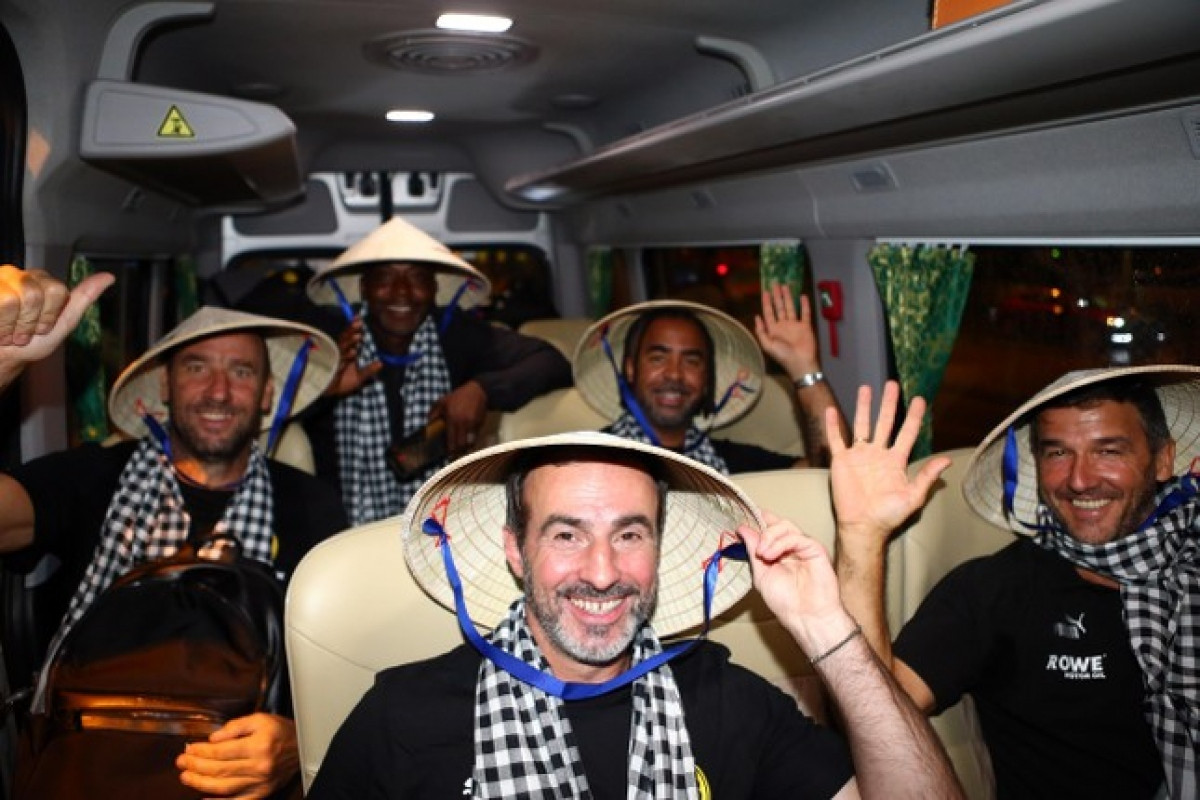dortmund legends touch down in vietnam ahead of charity match picture 6