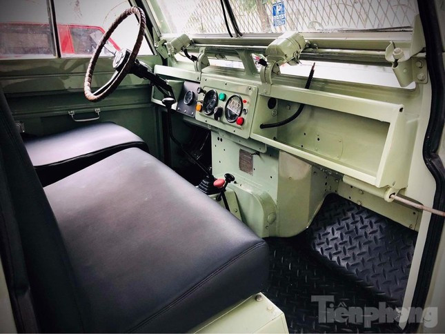 Xế cổ Land Rover của dân chơi Hà thành ảnh 10