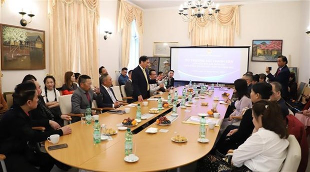 Foreign Minister Bui Thanh Son pays visit to Germany hinh anh 4