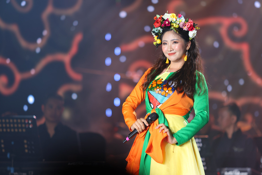 Bật mí thí sinh đóng ‘Xuý Vân giả dại' tại Sao Mai 2022