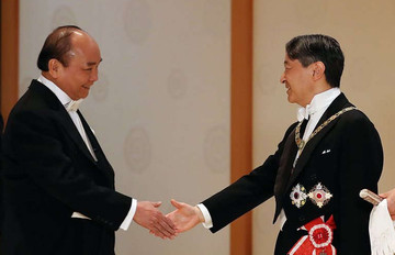 Tổng Bí thư, Chủ tịch nước mời Nhà vua và Hoàng hậu Nhật Bản thăm Việt Nam