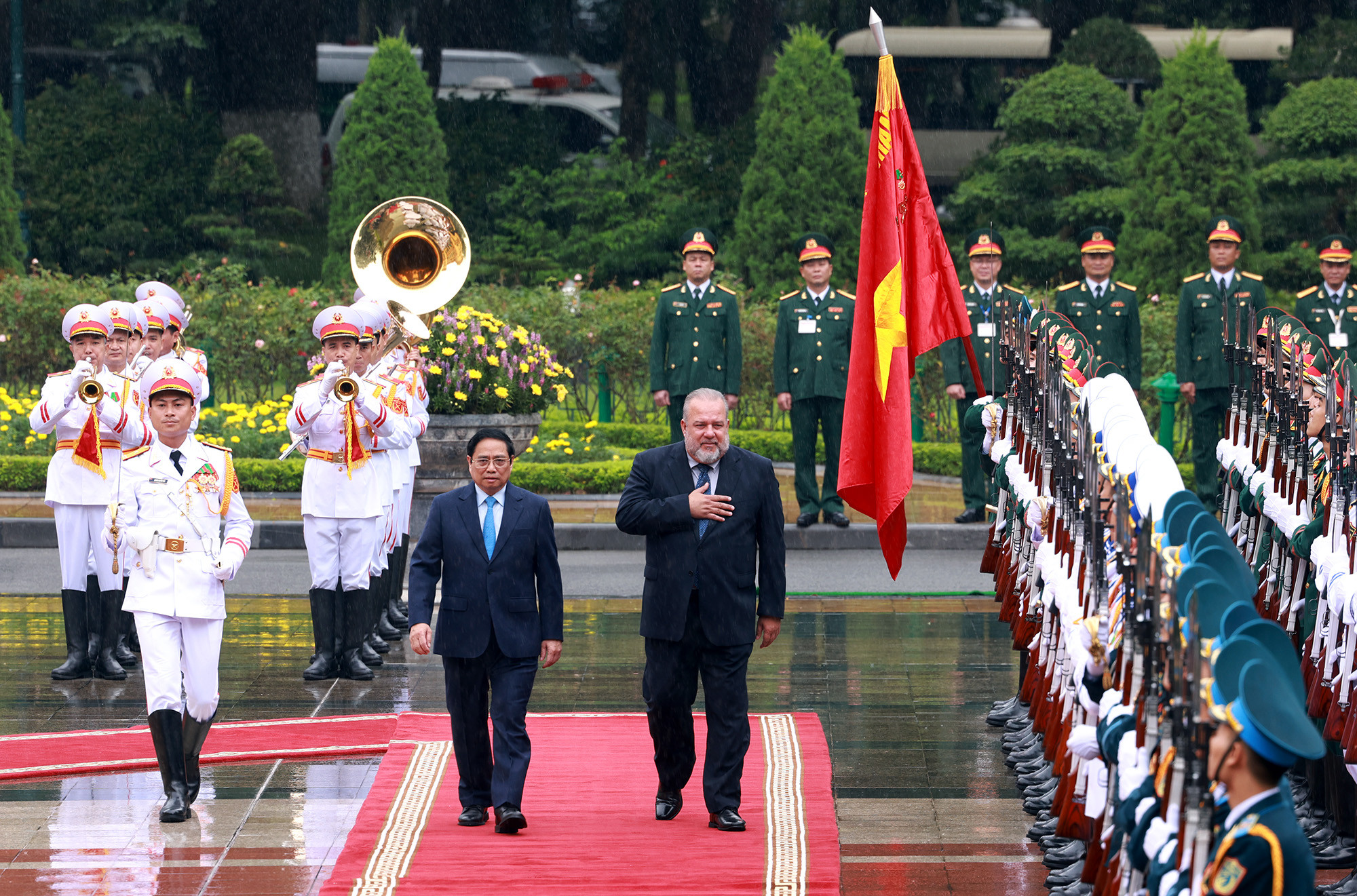 Thủ tướng Phạm Minh Chính chủ trì lễ đón Thủ tướng Cuba Manuel Marrero Cruz