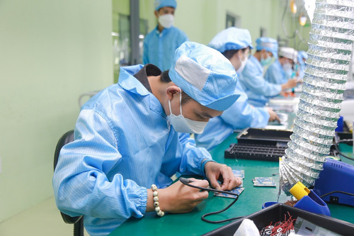 Vietnam grosses US$77 billion from phone, component, and electronic exports