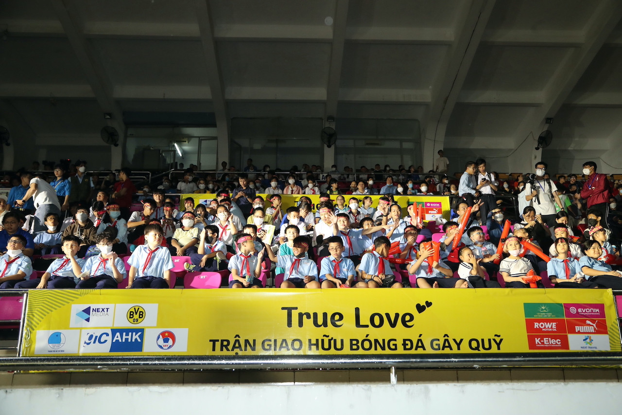 Chiến dịch True Love do Next Media, Hội Liên hiệp Thanh niên Việt Nam TP.HCM, CLB Borussia Dortmund, Phòng Công nghiệp và thương mại Đức tại Việt Nam (AHK) cùng VFF phối hợp tổ chức.