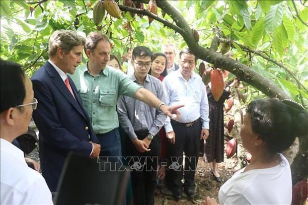 US Special Presidential Envoy for Climate visits Ben Tre