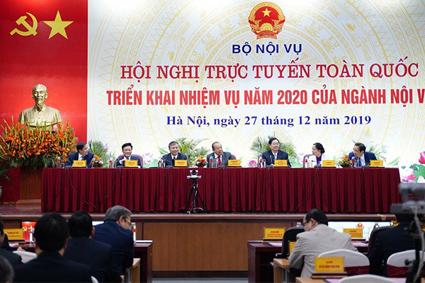 Sáp nhập huyện xã: Cán bộ dôi dư hưởng 3 tháng lương/năm nghỉ hưu trước tuổi