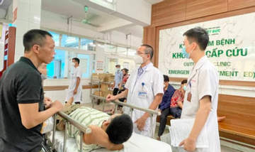 Gần 250 ca cấp cứu tai nạn giao thông dịp nghỉ lễ, Bệnh viện Việt Đức luôn kín bàn mổ