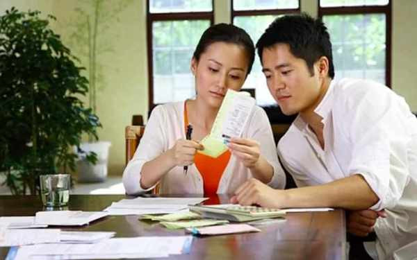 4 quy tắc về quản lý tài chính gia đình mà chị em nào cũng nên nắm rõ