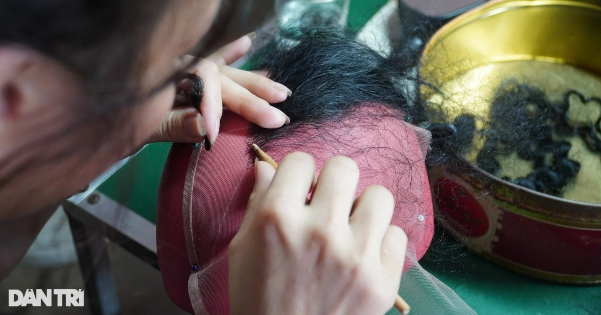 Kiếm tiền triệu nhờ nghề làm tóc giả