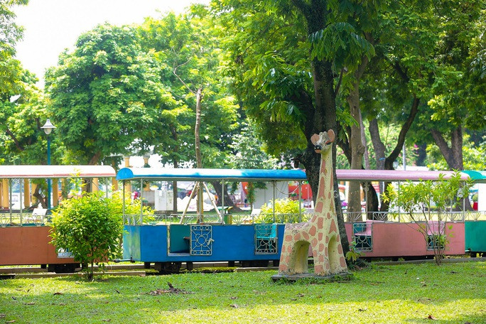 Hanoi to build six more parks