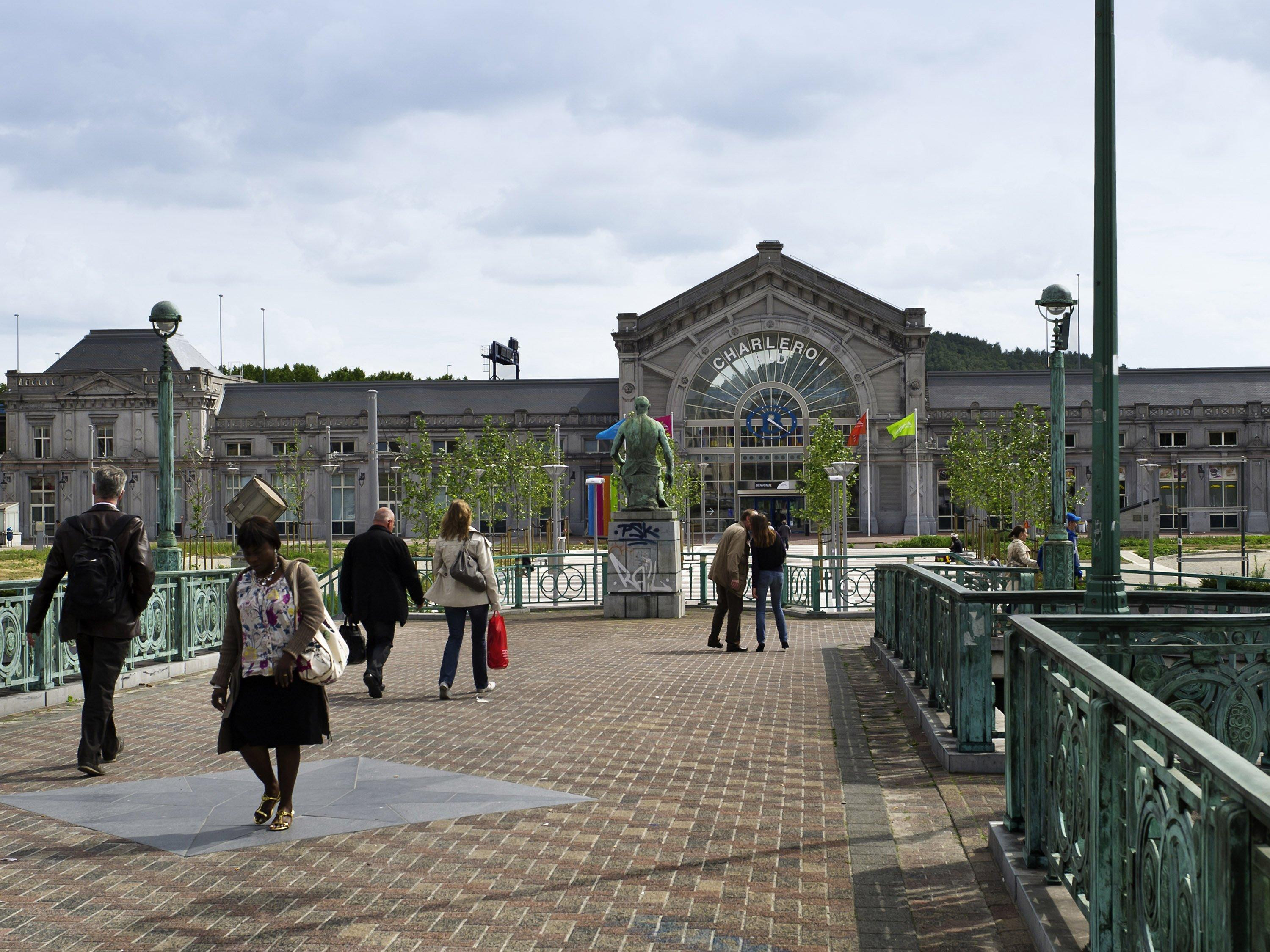 'Thành phố xấu xí nhất thế giới' Charleroi hút khách du lịch